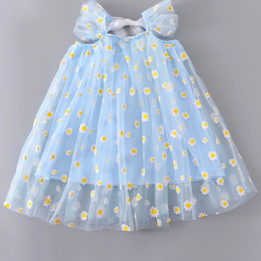 light blue dress with daisies